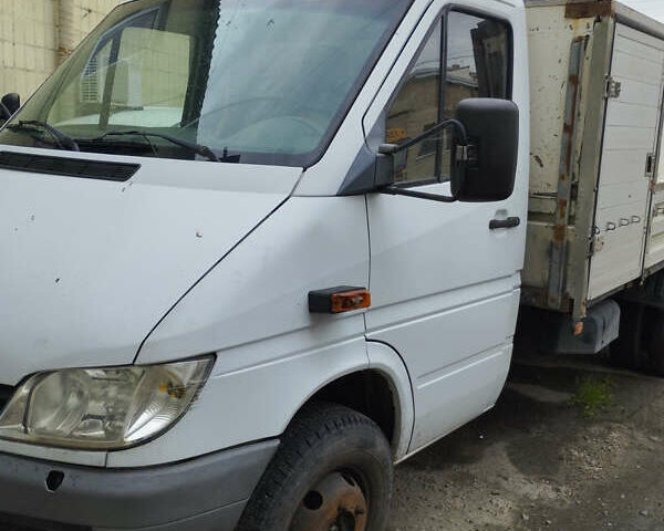 Белый Мерседес Sprinter, объемом двигателя 2.7 л и пробегом 9 тыс. км за 10190 $, фото 1 на Automoto.ua