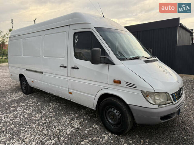 Білий Мерседес Sprinter, об'ємом двигуна 2.15 л та пробігом 600 тис. км за 8700 $, фото 1 на Automoto.ua