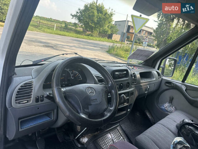 Белый Мерседес Sprinter, объемом двигателя 2.15 л и пробегом 450 тыс. км за 6800 $, фото 13 на Automoto.ua