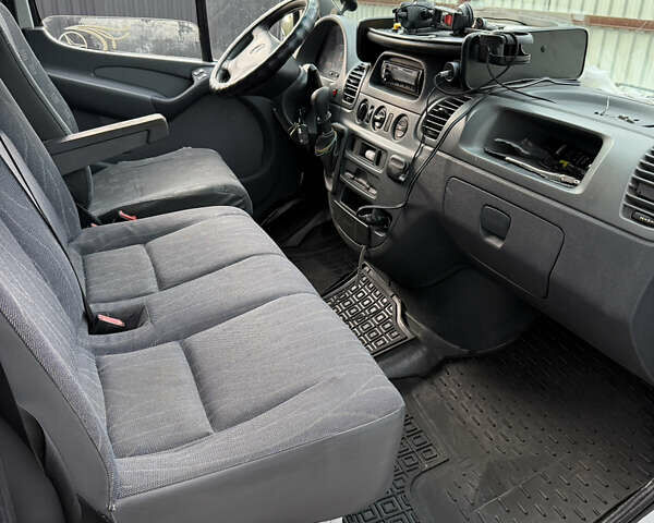 Білий Мерседес Sprinter, об'ємом двигуна 2.15 л та пробігом 600 тис. км за 8700 $, фото 7 на Automoto.ua