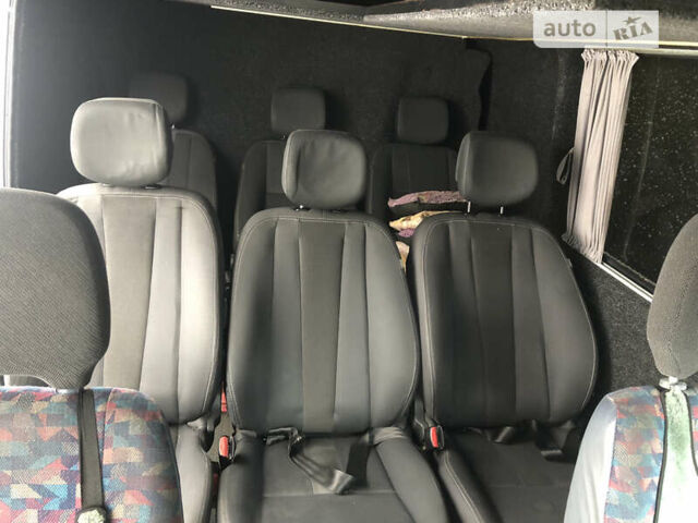 Белый Мерседес Sprinter, объемом двигателя 2.2 л и пробегом 400 тыс. км за 8500 $, фото 14 на Automoto.ua