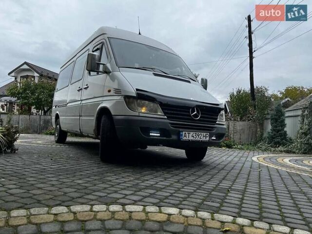 Белый Мерседес Sprinter, объемом двигателя 2.1 л и пробегом 328 тыс. км за 7199 $, фото 22 на Automoto.ua