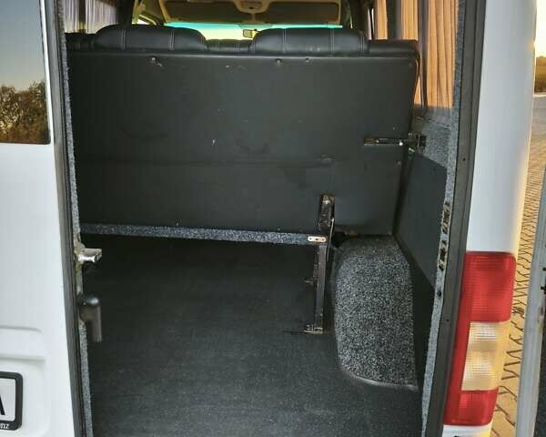 Білий Мерседес Sprinter, об'ємом двигуна 2.1 л та пробігом 560 тис. км за 8800 $, фото 4 на Automoto.ua