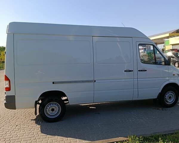 Білий Мерседес Sprinter, об'ємом двигуна 2.2 л та пробігом 470 тис. км за 9800 $, фото 6 на Automoto.ua