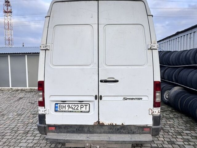 Белый Мерседес Sprinter, объемом двигателя 2.1 л и пробегом 3 тыс. км за 5950 $, фото 4 на Automoto.ua