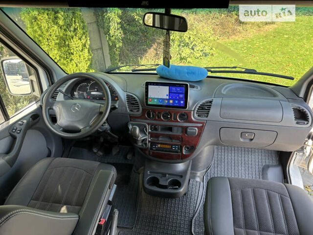 Белый Мерседес Sprinter, объемом двигателя 2.7 л и пробегом 684 тыс. км за 10990 $, фото 8 на Automoto.ua