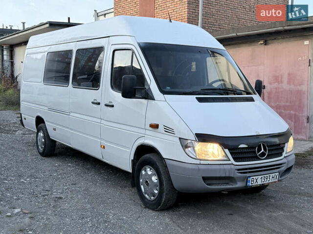Мерседес Sprinter 2001 в Хмельницком на Automoto.ua Белый Мерседес Sprinter, объемом двигателя 2.7 л и пробегом 451 тыс. км за 7999 $, фото 4 на Automoto.ua