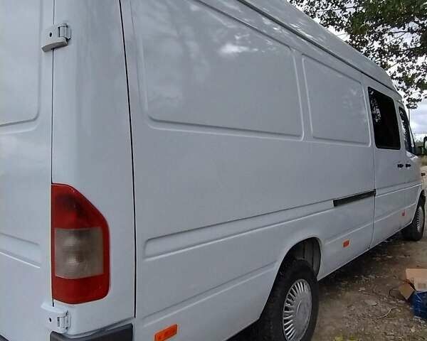 Білий Мерседес Sprinter, об'ємом двигуна 2.2 л та пробігом 600 тис. км за 8800 $, фото 3 на Automoto.ua