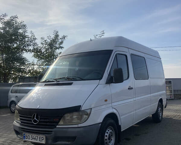 Белый Мерседес Sprinter, объемом двигателя 2.15 л и пробегом 34 тыс. км за 7900 $, фото 1 на Automoto.ua