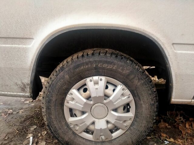 Белый Мерседес Sprinter, объемом двигателя 2.1 л и пробегом 370 тыс. км за 6200 $, фото 12 на Automoto.ua