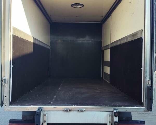 Білий Мерседес Sprinter, об'ємом двигуна 2.69 л та пробігом 721 тис. км за 10900 $, фото 27 на Automoto.ua