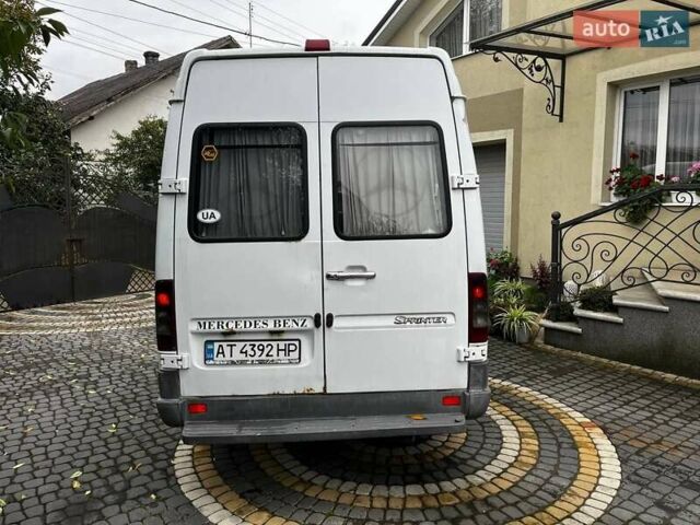 Белый Мерседес Sprinter, объемом двигателя 2.1 л и пробегом 328 тыс. км за 7199 $, фото 17 на Automoto.ua