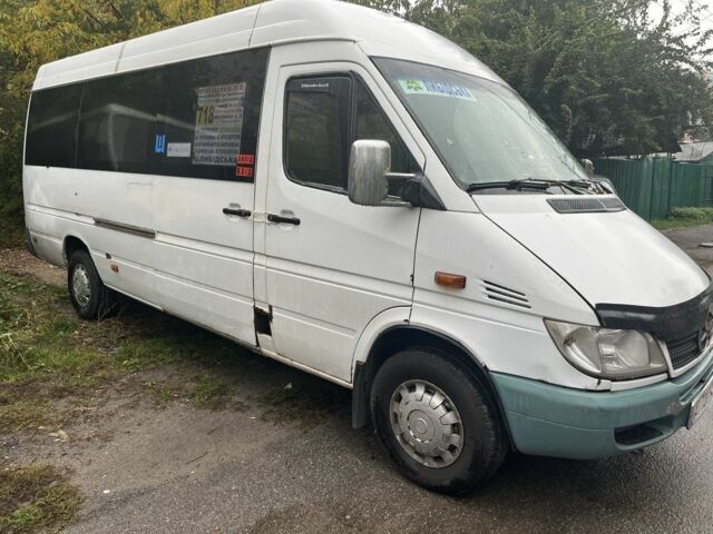 Белый Мерседес Sprinter, объемом двигателя 2.1 л и пробегом 380 тыс. км за 4500 $, фото 6 на Automoto.ua