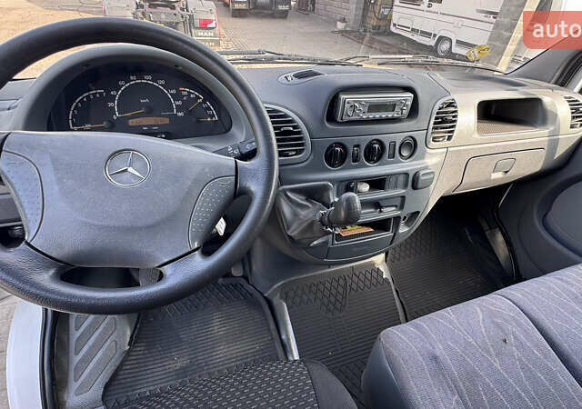 Белый Мерседес Sprinter, объемом двигателя 2.15 л и пробегом 181 тыс. км за 7000 $, фото 21 на Automoto.ua