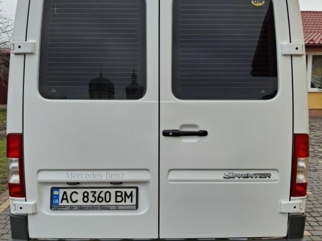 Мерседес Sprinter 2002 в Нововолынск на Automoto.ua Белый Мерседес Sprinter, объемом двигателя 2.7 л и пробегом 980 тыс. км за 11800 $, фото 1 на Automoto.ua