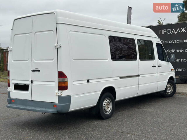 Мерседес Sprinter 2002 у Харкові на Automoto.ua Білий Мерседес Sprinter, об'ємом двигуна 2.1 л та пробігом 318 тис. км за 9999 $, фото 3 на Automoto.ua