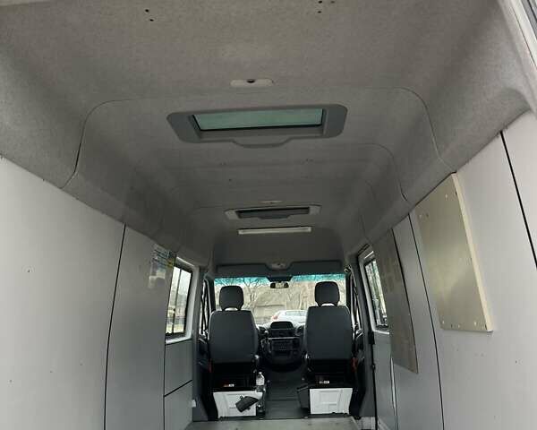 Белый Мерседес Sprinter, объемом двигателя 2.7 л и пробегом 102 тыс. км за 23900 $, фото 10 на Automoto.ua