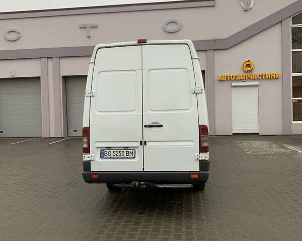 Білий Мерседес Sprinter, об'ємом двигуна 2.15 л та пробігом 400 тис. км за 8900 $, фото 4 на Automoto.ua