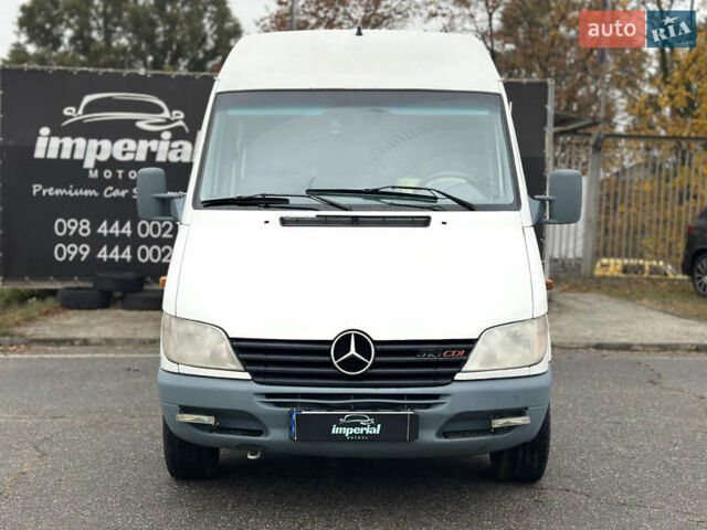 Мерседес Sprinter 2002 у Харкові на Automoto.ua Білий Мерседес Sprinter, об'ємом двигуна 2.1 л та пробігом 318 тис. км за 9999 $, фото 1 на Automoto.ua