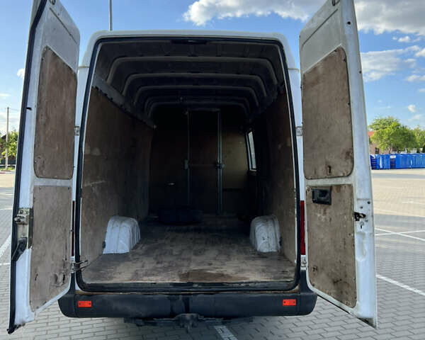 Білий Мерседес Sprinter, об'ємом двигуна 2.15 л та пробігом 170 тис. км за 7700 $, фото 12 на Automoto.ua