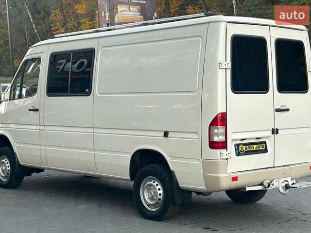 Мерседес Sprinter 2002 у Чернівцях на Automoto.ua Білий Мерседес Sprinter, об'ємом двигуна 2.15 л та пробігом 200 тис. км за 17800 $, фото 3 на Automoto.ua