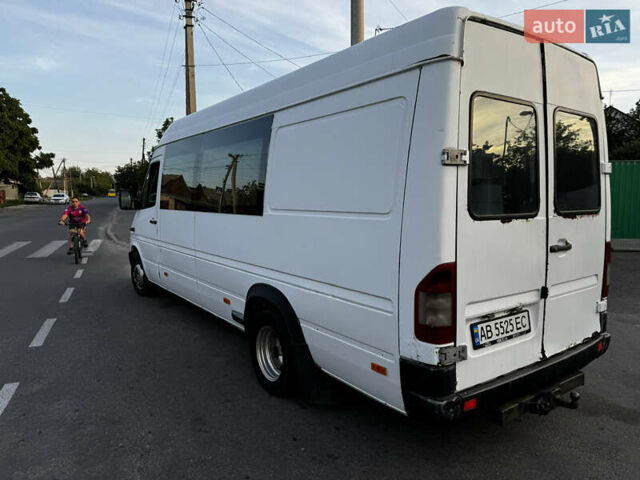 Мерседес Sprinter 2002 у Вінниці на Automoto.ua Білий Мерседес Sprinter, об'ємом двигуна 2.7 л та пробігом 507 тис. км за 7500 $, фото 2 на Automoto.ua