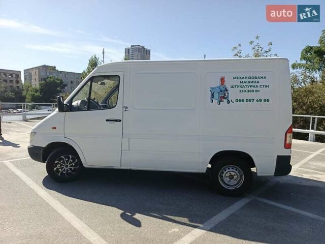 Белый Мерседес Sprinter, объемом двигателя 0 л и пробегом 320 тыс. км за 5500 $, фото 5 на Automoto.ua