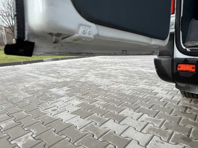 Белый Мерседес Sprinter, объемом двигателя 2.2 л и пробегом 360 тыс. км за 9399 $, фото 16 на Automoto.ua