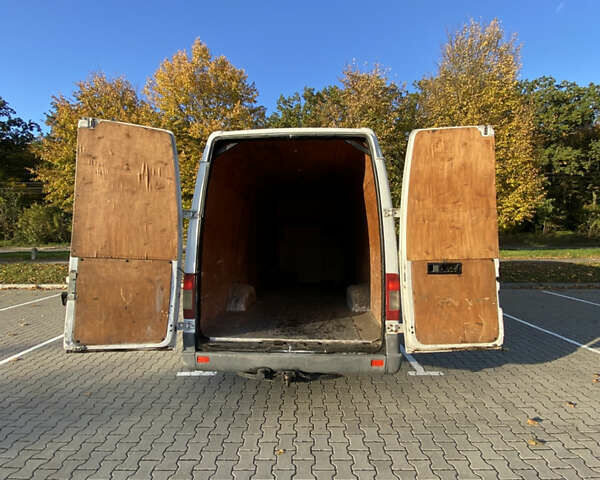 Белый Мерседес Sprinter, объемом двигателя 2.7 л и пробегом 309 тыс. км за 9200 $, фото 19 на Automoto.ua