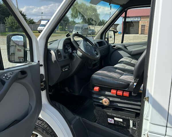 Білий Мерседес Sprinter, об'ємом двигуна 0 л та пробігом 45 тис. км за 9000 $, фото 8 на Automoto.ua