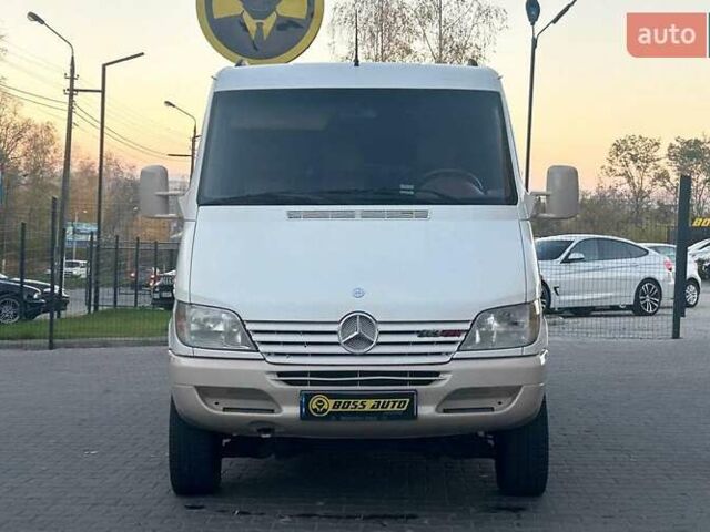 Мерседес Sprinter 2002 у Чернівцях на Automoto.ua Білий Мерседес Sprinter, об'ємом двигуна 2.15 л та пробігом 200 тис. км за 17800 $, фото 1 на Automoto.ua