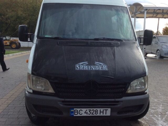 Белый Мерседес Sprinter, объемом двигателя 0 л и пробегом 600 тыс. км за 4500 $, фото 3 на Automoto.ua