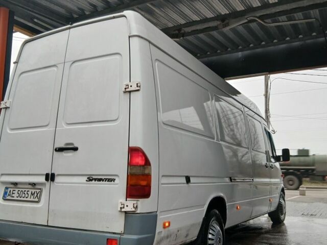 Білий Мерседес Sprinter, об'ємом двигуна 2.7 л та пробігом 425 тис. км за 10000 $, фото 3 на Automoto.ua