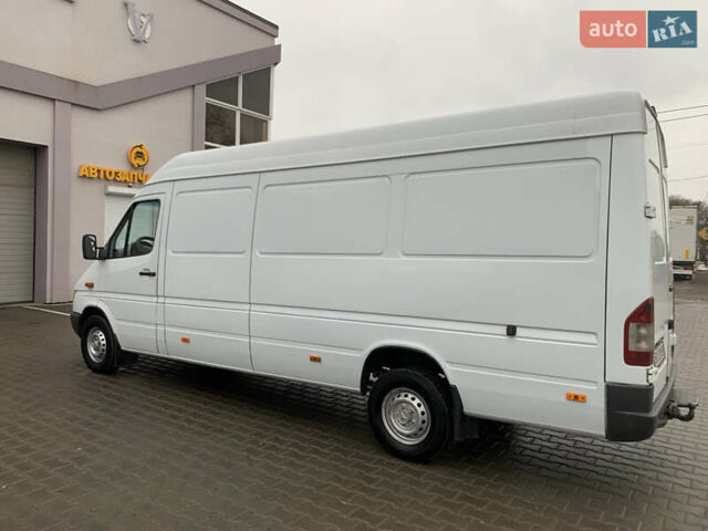 Білий Мерседес Sprinter, об'ємом двигуна 2.15 л та пробігом 400 тис. км за 8900 $, фото 3 на Automoto.ua