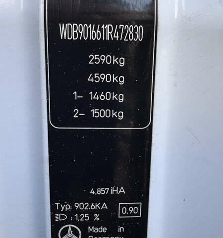 Белый Мерседес Sprinter, объемом двигателя 2.15 л и пробегом 181 тыс. км за 7000 $, фото 20 на Automoto.ua