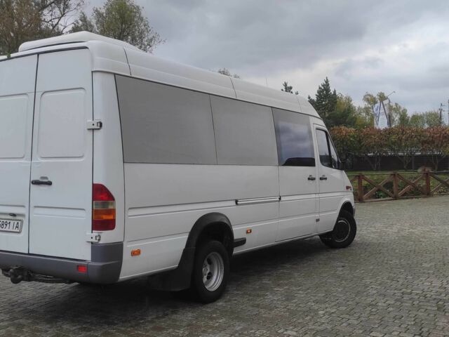 Мерседес Sprinter 2002 у Києві на Automoto.ua Білий Мерседес Sprinter, об'ємом двигуна 2.1 л та пробігом 570 тис. км за 16300 $, фото 4 на Automoto.ua