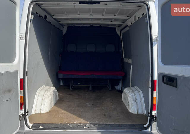 Белый Мерседес Sprinter, объемом двигателя 2.15 л и пробегом 181 тыс. км за 7000 $, фото 6 на Automoto.ua