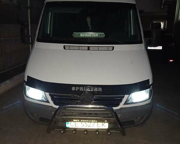 Белый Мерседес Sprinter, объемом двигателя 2.7 л и пробегом 757 тыс. км за 13400 $, фото 58 на Automoto.ua