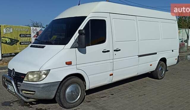 Білий Мерседес Sprinter, об'ємом двигуна 2.15 л та пробігом 268 тис. км за 10500 $, фото 3 на Automoto.ua