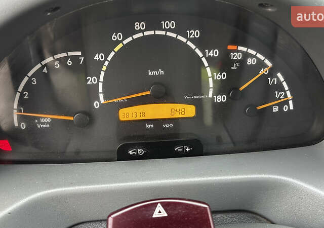 Мерседес Sprinter 2002 у Харкові на Automoto.ua Білий Мерседес Sprinter, об'ємом двигуна 2.1 л та пробігом 318 тис. км за 9999 $, фото 8 на Automoto.ua