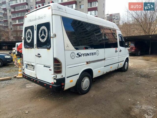 Белый Мерседес Sprinter, объемом двигателя 0 л и пробегом 900 тыс. км за 2000 $, фото 8 на Automoto.ua