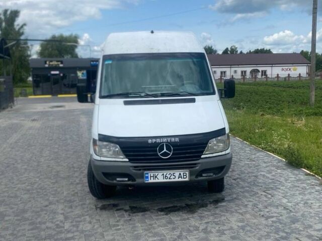 Белый Мерседес Sprinter, объемом двигателя 2.1 л и пробегом 1 тыс. км за 6500 $, фото 7 на Automoto.ua