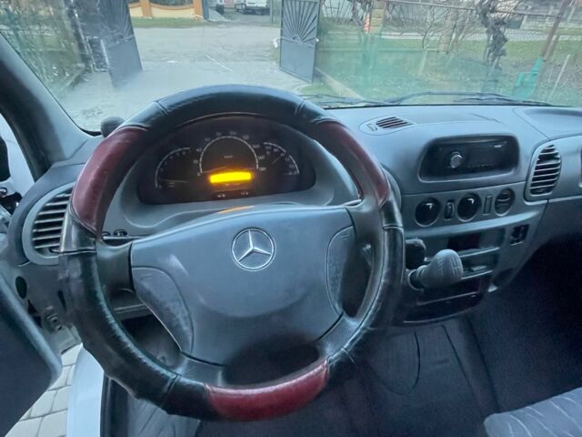Білий Мерседес Sprinter, об'ємом двигуна 2.2 л та пробігом 370 тис. км за 5750 $, фото 11 на Automoto.ua