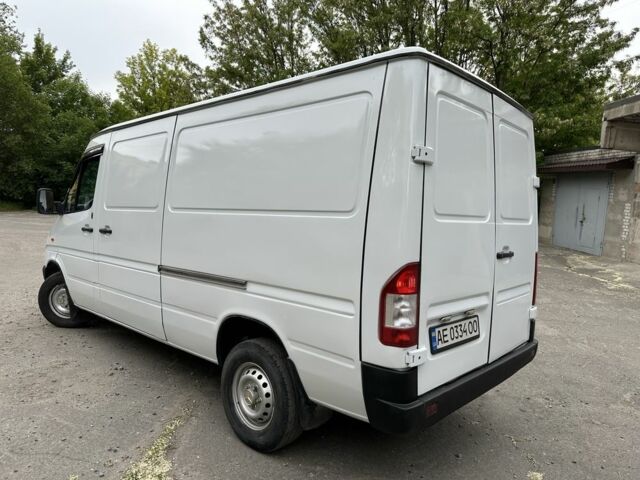 Білий Мерседес Sprinter, об'ємом двигуна 0.22 л та пробігом 411 тис. км за 8300 $, фото 2 на Automoto.ua