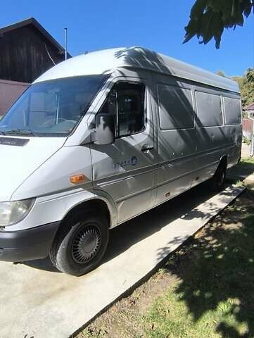 Белый Мерседес Sprinter, объемом двигателя 2.15 л и пробегом 450 тыс. км за 7500 $, фото 2 на Automoto.ua