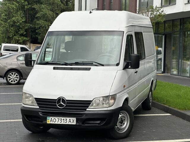 Білий Мерседес Sprinter, об'ємом двигуна 2.2 л та пробігом 450 тис. км за 6200 $, фото 1 на Automoto.ua