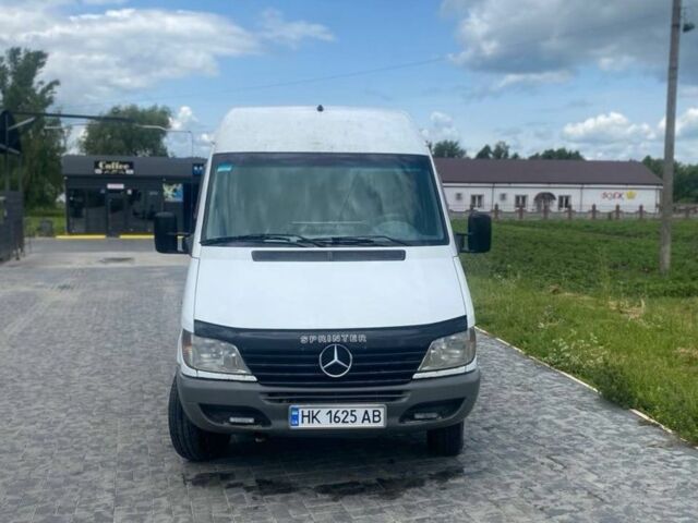 Белый Мерседес Sprinter, объемом двигателя 2.1 л и пробегом 1 тыс. км за 6500 $, фото 5 на Automoto.ua