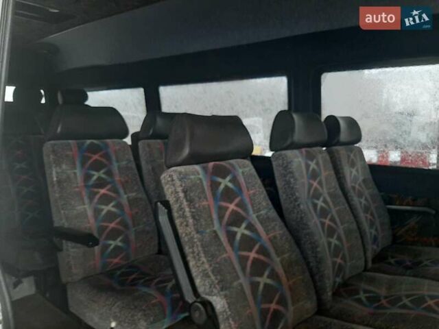 Білий Мерседес Sprinter, об'ємом двигуна 2.7 л та пробігом 450 тис. км за 9500 $, фото 3 на Automoto.ua