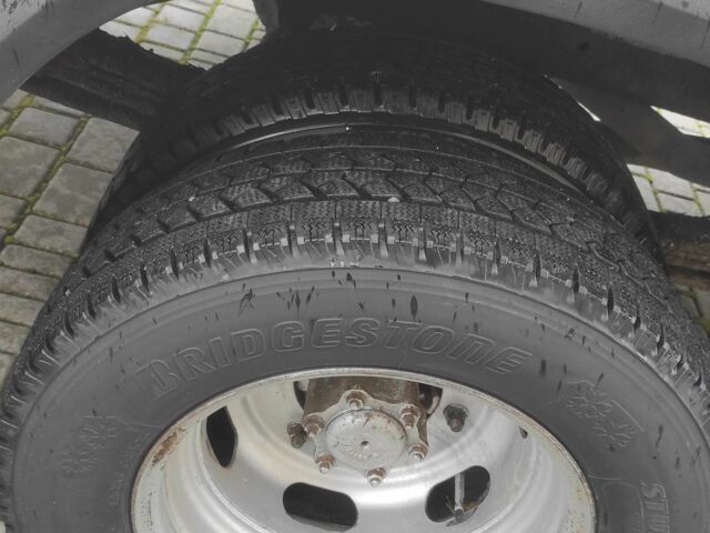 Мерседес Sprinter 2002 у Києві на Automoto.ua Білий Мерседес Sprinter, об'ємом двигуна 2.1 л та пробігом 570 тис. км за 16300 $, фото 11 на Automoto.ua