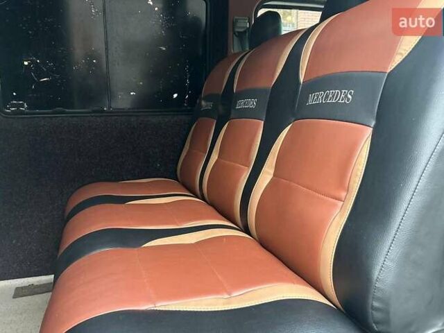 Белый Мерседес Sprinter, объемом двигателя 2.15 л и пробегом 200 тыс. км за 17800 $, фото 14 на Automoto.ua